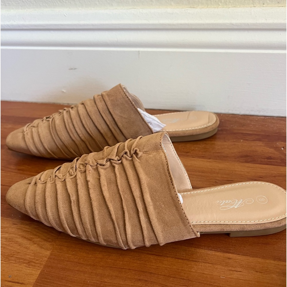 New Tan Beige Women's Mules Abata Shoes Size 8